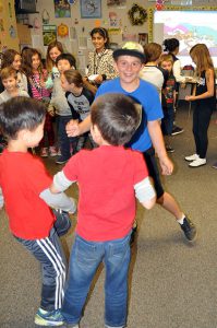 lakeview-peer-mentor-dance-party-5