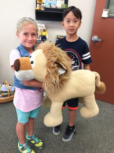 Lakeview spirit winners with their lion.