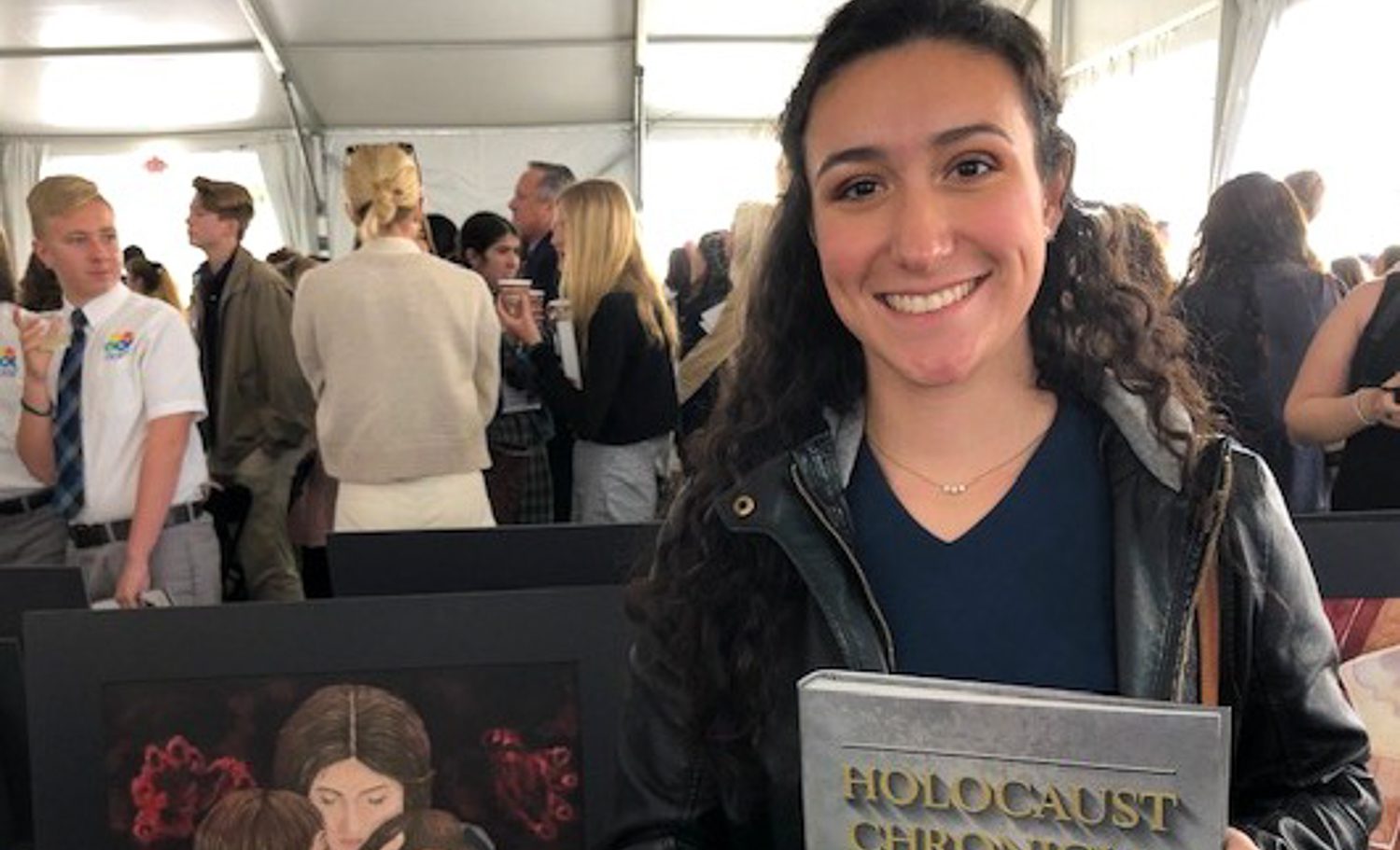 Esperanza High School senior, Gabriela Schrader, is a finalist in the 20th Annual Holocaust Art and Writing Contest by Chapman University! After thousands of entries from over 20 countries, Gabriela was one of only 9 artists worldwide selected as a finalist. Her piece is entitled “Love’s Power.”