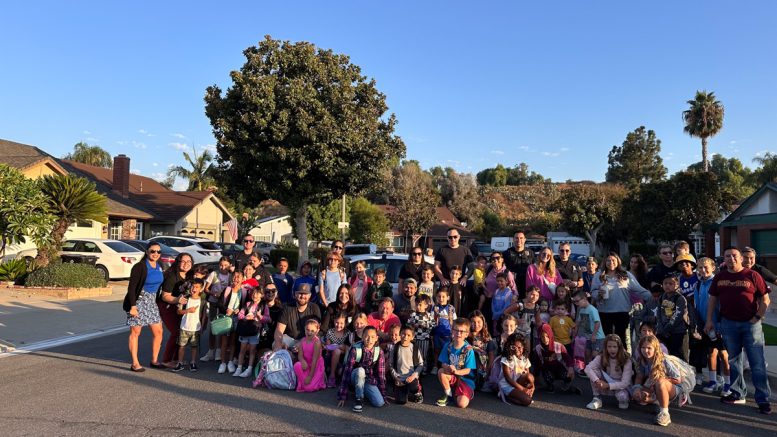 Glenview Elementary Celebrates National Walk to School Day